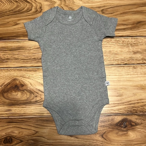 NWT Honest Baby Onesies - Picture 5 of 9